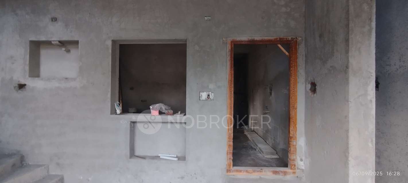 3 BHK House For Sale  In Manimangalam