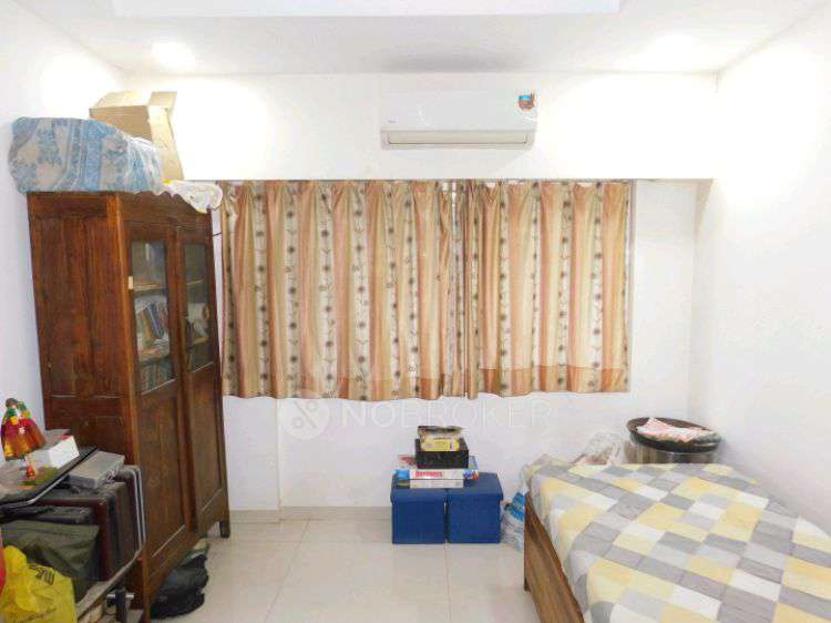 2 BHK Flat In Dlh Udaka Heights For Sale  In Goregaon West