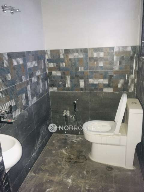 2 BHK Flat In Shivam Krushanai Residency for Rent  In Manjri