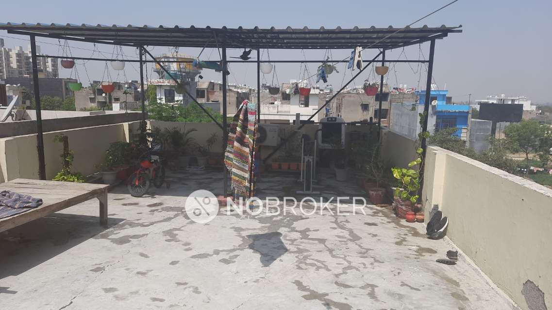 3 BHK Flat For Sale  In Loni