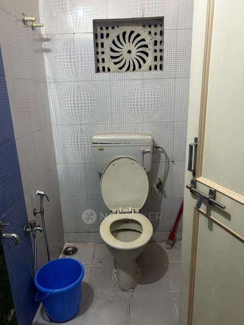 1 BHK Flat In Standalone Building  for Rent  In Kharadi,  