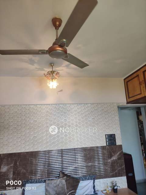 2 BHK Flat In United Tower For Sale  In Malad West