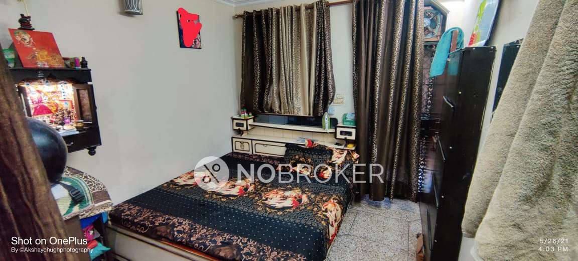 2 BHK Flat In Standalone Building  For Sale  In Lajpat Nagar