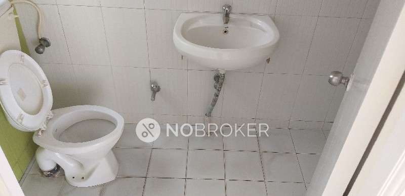 2 BHK Flat In Dreams Elegance for Rent  In Hadapsar