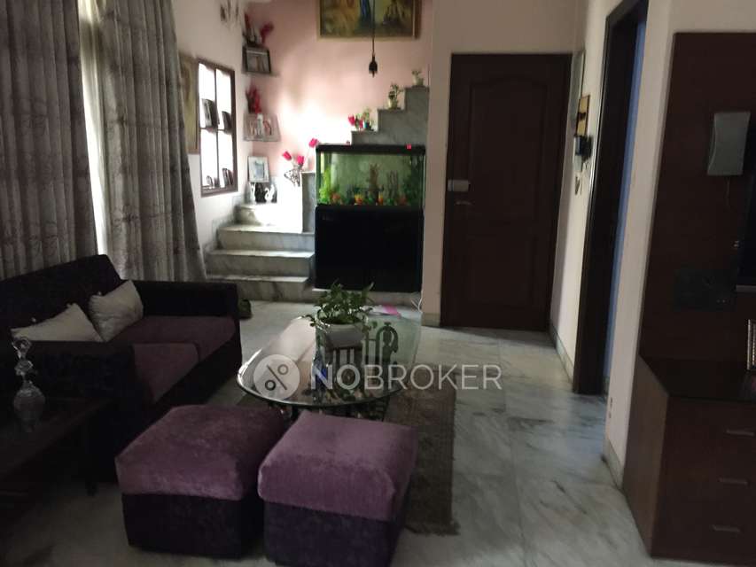 2 BHK Flat for Rent  In Jangpura