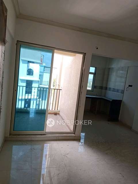 1 BHK Flat In Shreeji Nisarg For Sale  In Eranjad