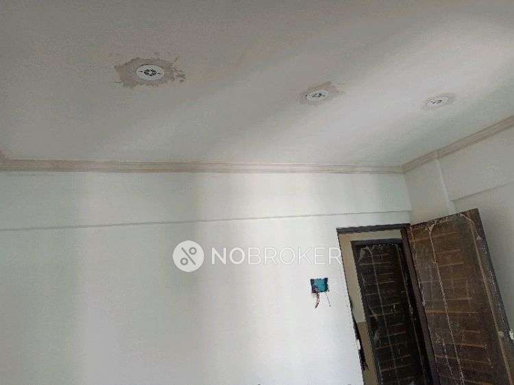 1 BHK Flat In Shreeji Nisarg For Sale  In Eranjad