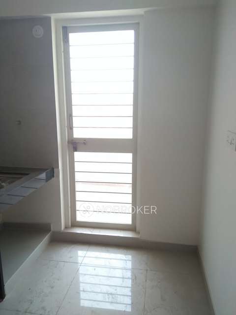 2 BHK Flat In Dream House Ravikiran Phase 1 For Sale  In Charholi Budruk