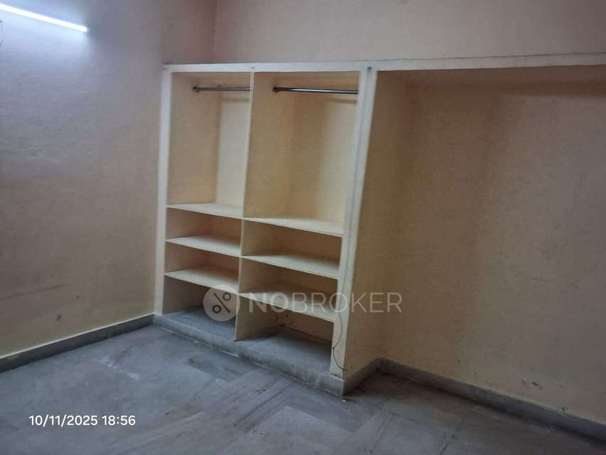 2 BHK Flat for Rent  In Vasantha Nagar