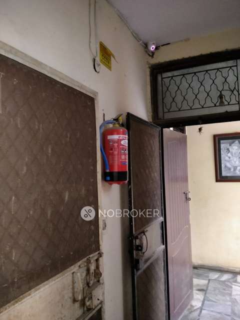 PG for Boys in Mukherjee Nagar