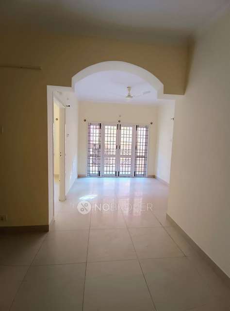 2 BHK Flat In Sree Durga Apart For Sale  In Malleshpalya