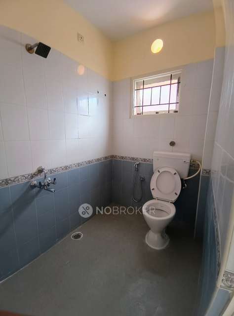 2 BHK Flat In Sree Durga Apart For Sale  In Malleshpalya