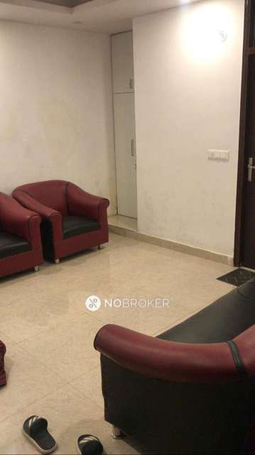 Commercial Property in Lado Sarai, Delhi for Rent 