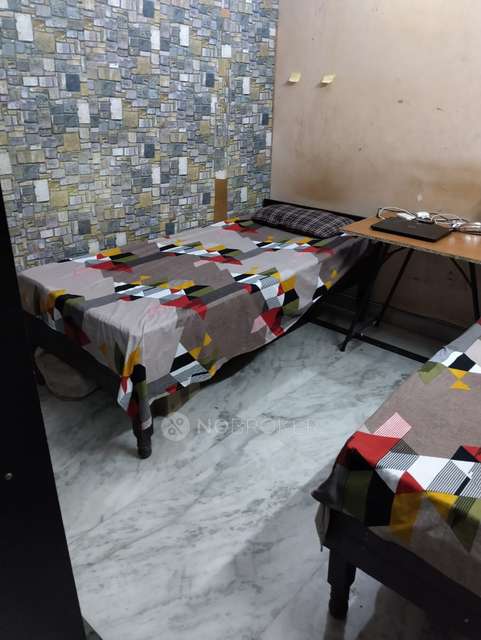 PG for Boys in Sector 19