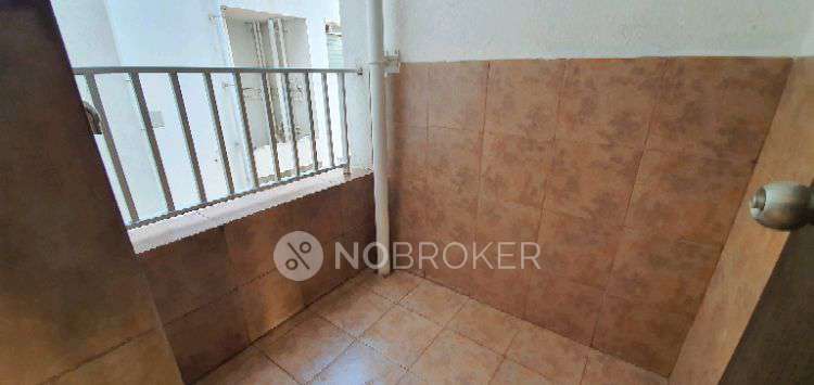 2 BHK Flat In Amanora Victory Towers For Sale  In Hadapsar