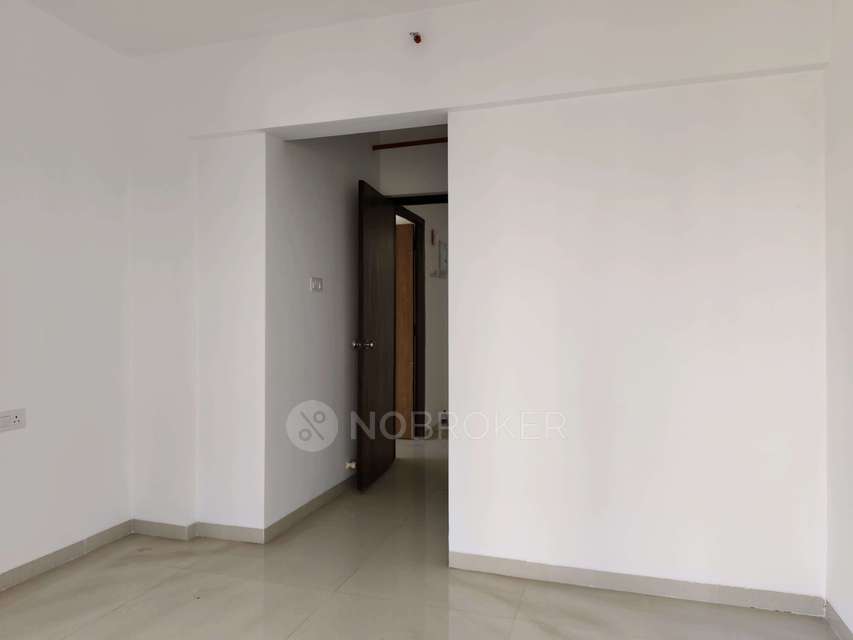 2 BHK Flat In Avant Hillway For Sale  In Malad East