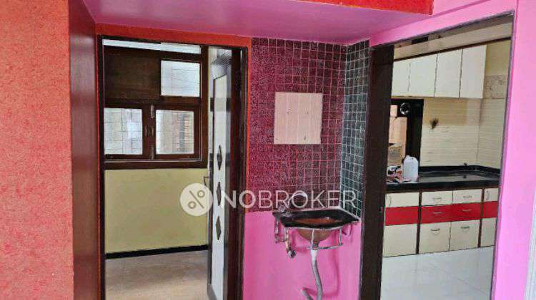 2 BHK Flat In Botawala Building For Sale  In Karel Wadi