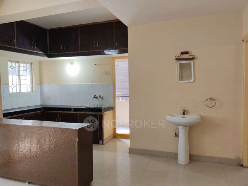 3 BHK Flat In Gulmohar Gardens  For Sale  In Mallapur