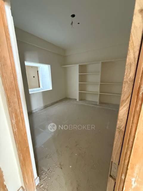 2 BHK Flat In Hill Space For Sale  In Mallampet