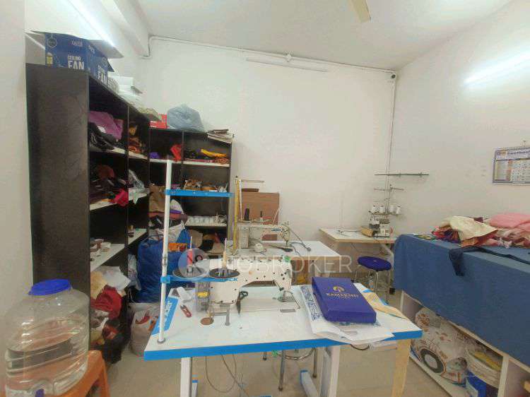 Showroom in Vijayanagar, Bangalore for sale 