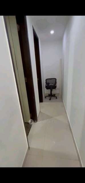 Office Space in Dwarka Sector-11 Metro Station, Delhi for sale 