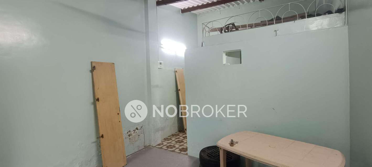 1 RK House For Sale  In Borivali East