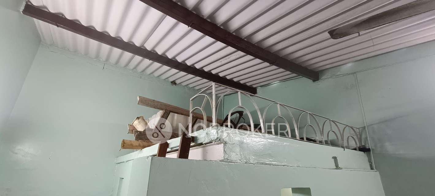 1 RK House For Sale  In Borivali East