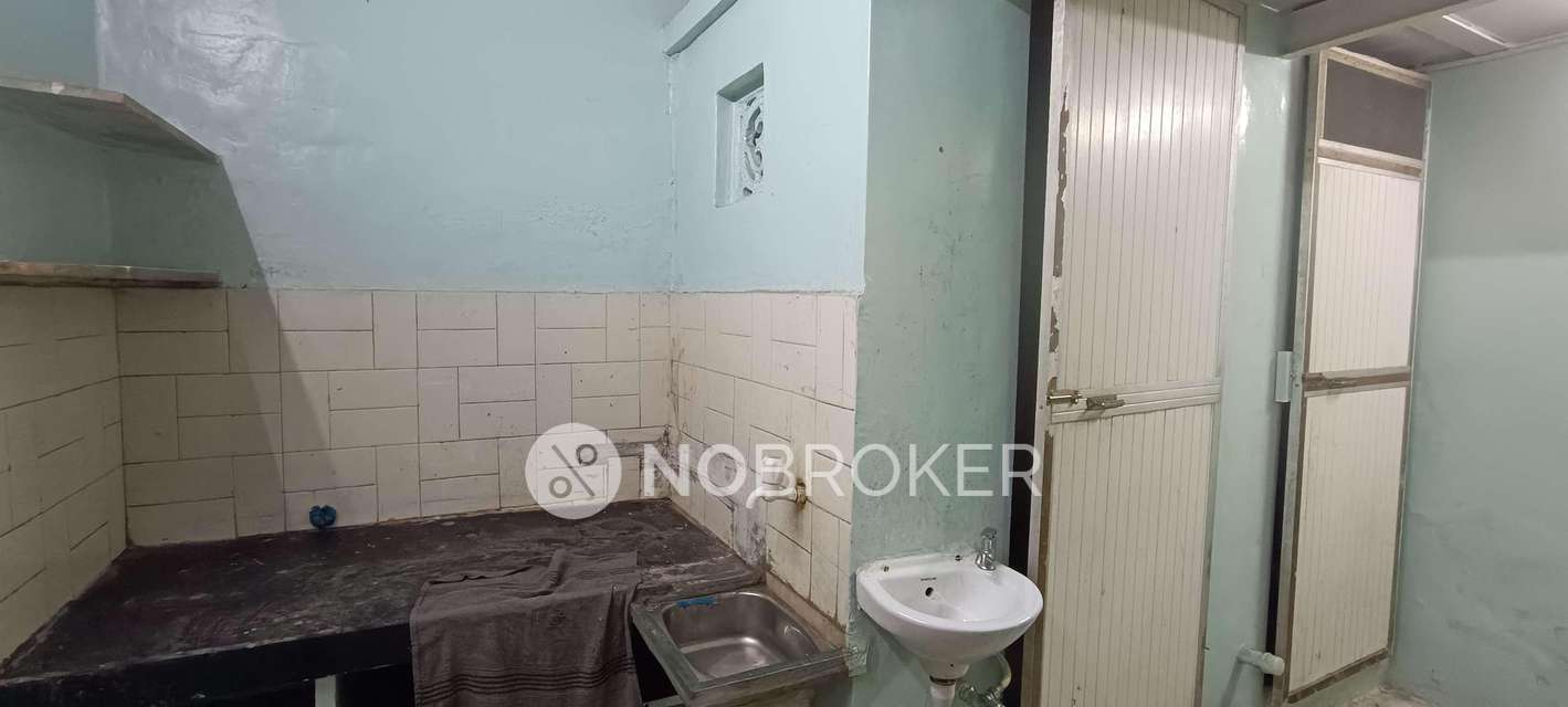 1 RK House For Sale  In Borivali East