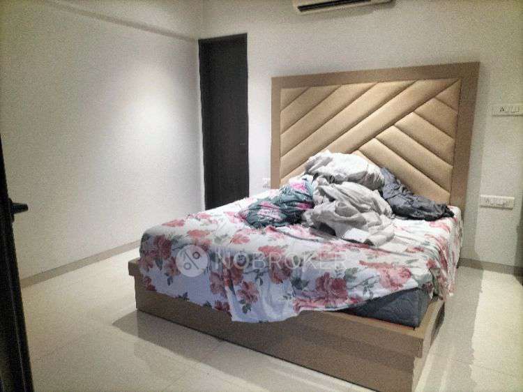 2 BHK Flat In Sapra Power Boulevard For Sale  In Mundhwa