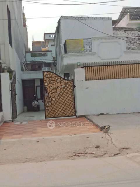 PG for Boys in Sector 10a