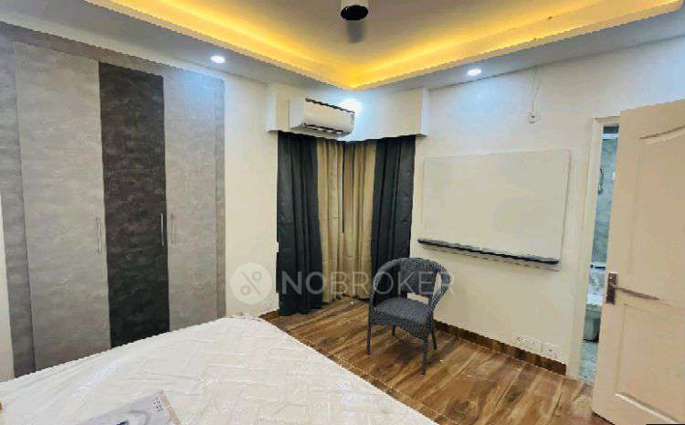 2 BHK Flat In Rg Luxury Home for Rent  In Sector 16b