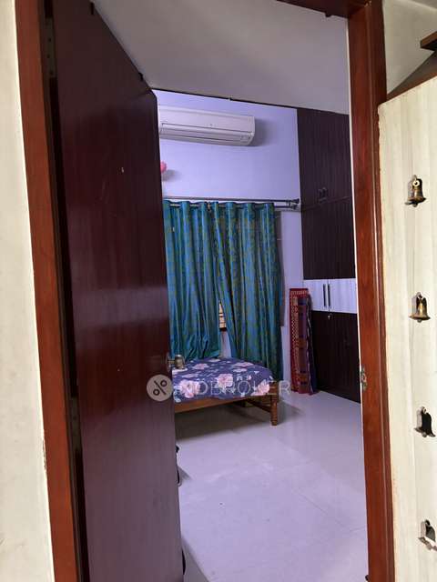 2 BHK Flat In Queens Courte, Vettuvankeni, Injambakkam For Sale  In Injambakkam