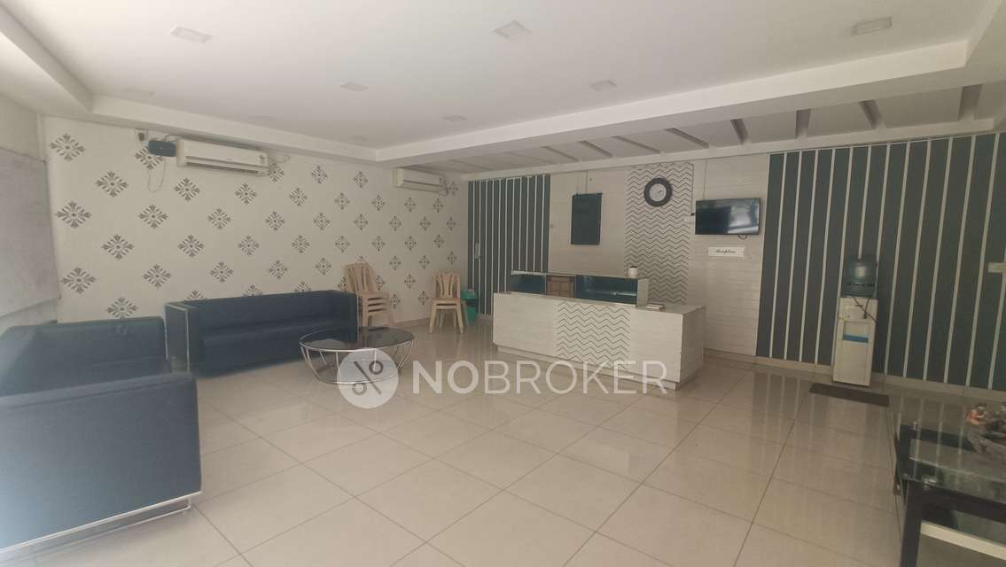 2 BHK Flat In Prestige Sunnyside Elm For Sale  In Kadubeesanahalli