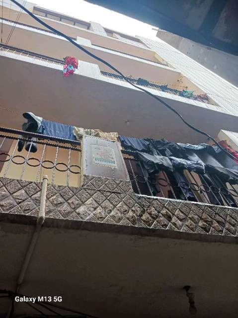 4+ BHK House For Sale  In Khora Rd