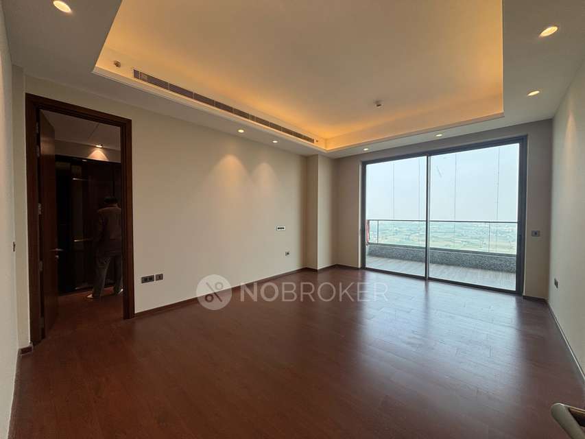 4 BHK Flat In Gulshan Dynasty for Rent  In Sector 144