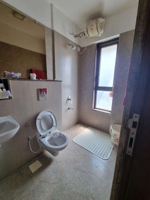 2 BHK Flat In Wadhwa The Address, Ghatkopar West For Sale  In Ghatkopar West