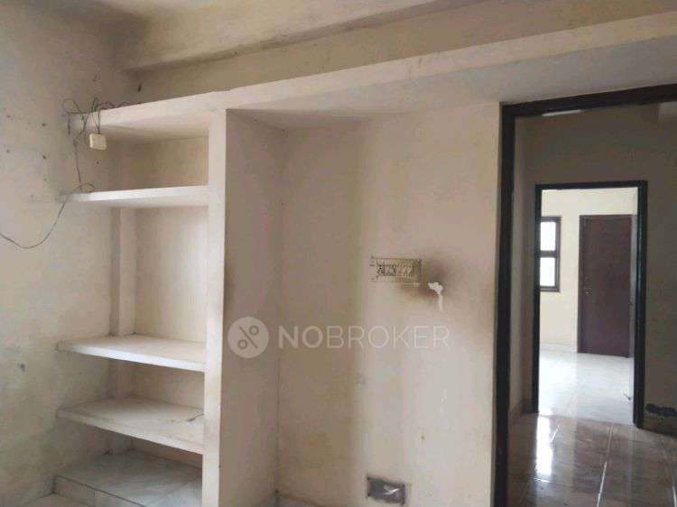 2 BHK Flat In Ganesh Nest for Lease  In Taramani