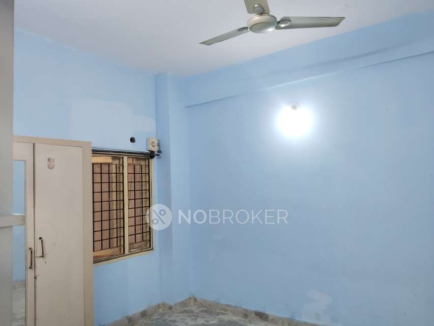 2 BHK Flat In Jkm Avenue For Sale  In Himayatnagar