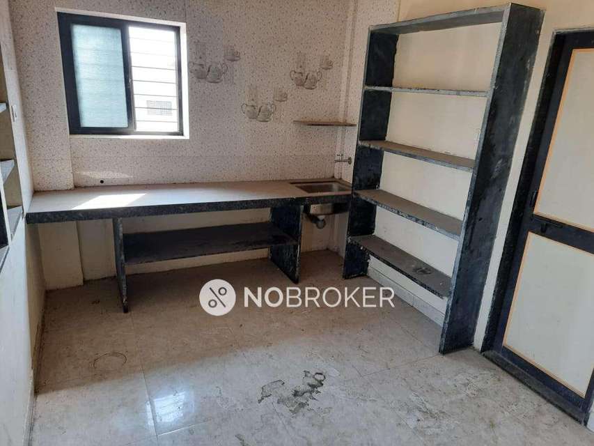 4+ BHK Flat In Pratap Niwas For Sale  In Lohegaon