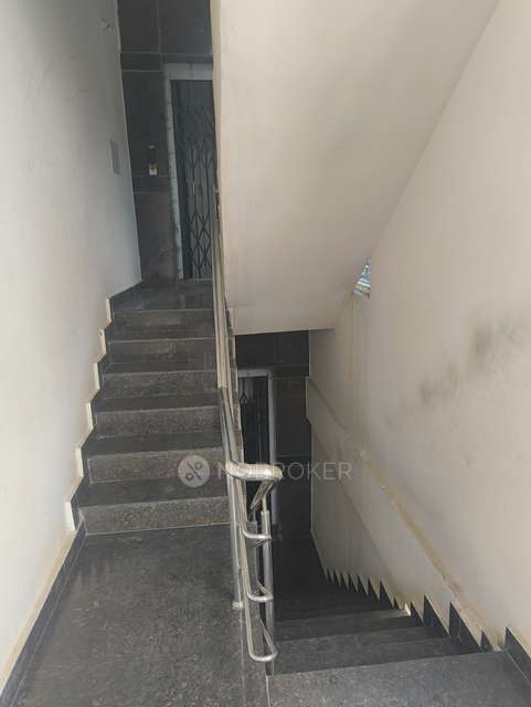 3 BHK Flat In Sri Devi Nilayam For Sale  In Kondapur