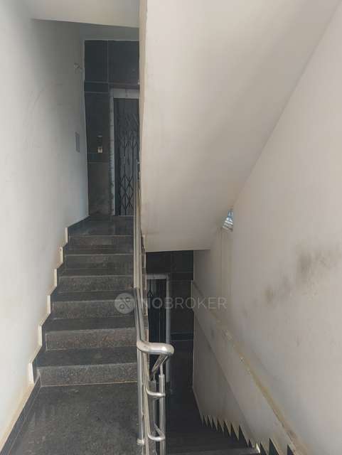 3 BHK Flat In Sri Devi Nilayam For Sale  In Kondapur