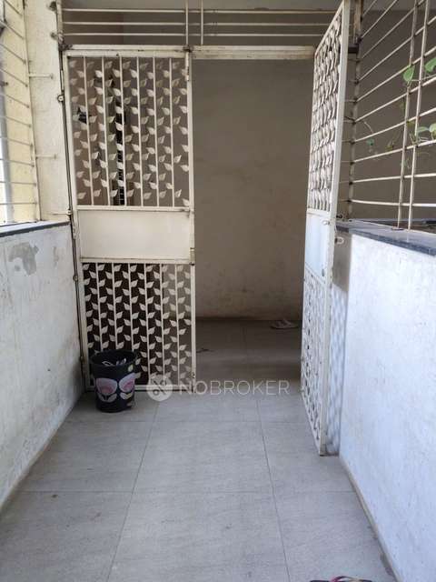 2 BHK Flat In Dhanlaxmi Sunflower for Rent  In Kondhwa Budruk