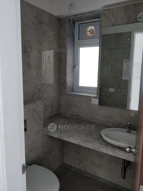 2 BHK Flat In L&t Crescent Bay, Parel For Sale  In Parel