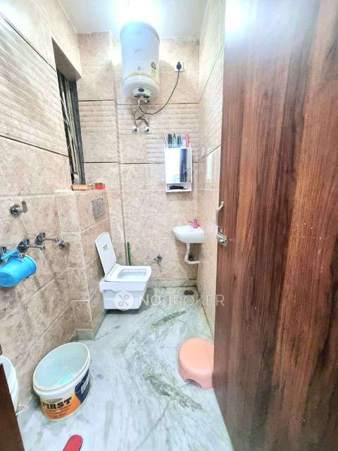 1 BHK Flat For Sale  In Shastri Nagar