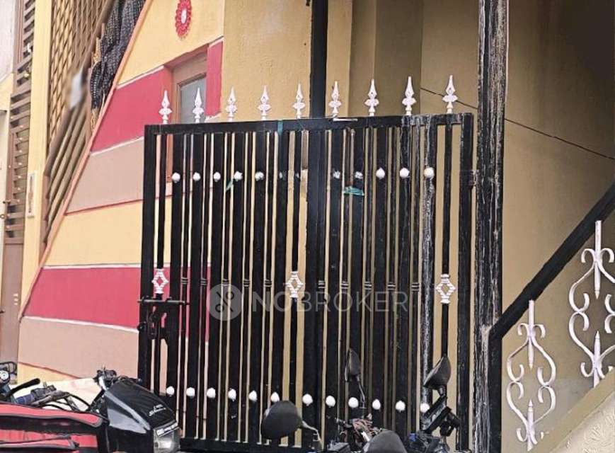 4+ BHK House For Sale  In Garebhavipalya