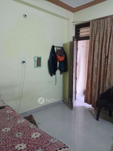 1 RK House for Rent  In Sector 33,