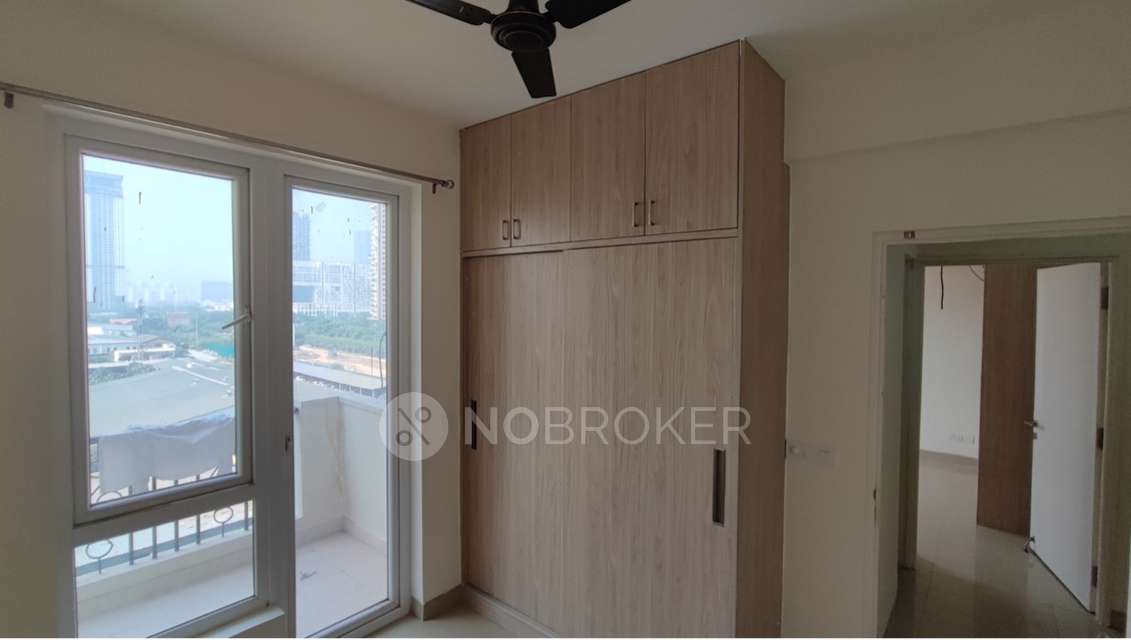 3 BHK Flat In Emaar Emerald Estate, Sector 65 For Sale  In Sector 65