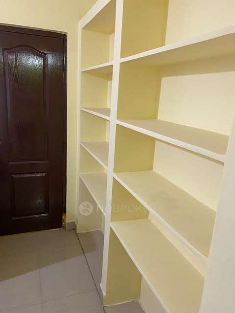 1 BHK Flat In Vaddepally Enclave, Kukatpally, Hyderabad For Sale  In Kukatpally, Hyderabad