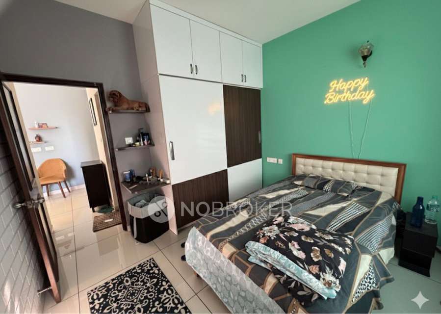 Single Room for Male In 2 BHK  In Prestige Lakeside Habitat In Varthur