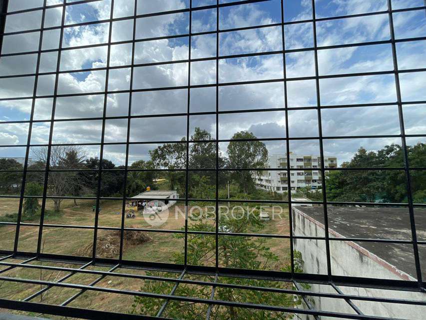 2 BHK Flat In Swarna Meenakshi Prides For Sale  In Kadugodi